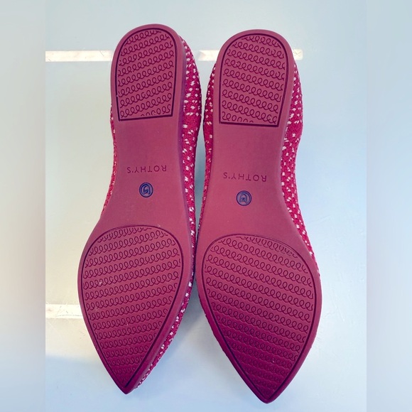 Rothy’s Red Apple Honeycomb Point RETIRED Size 8.5 EXC - Picture 2 of 9